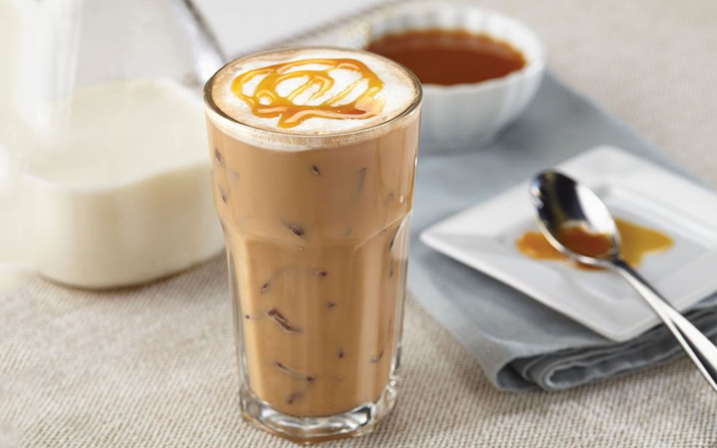 Caramel black milk tea